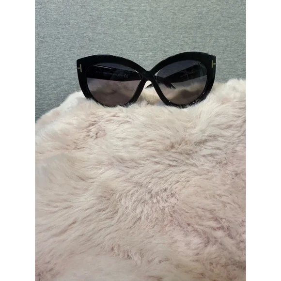 Tom Ford | Accessories | Womens Tom Ford Diane2 Sunglasses  display picture 3